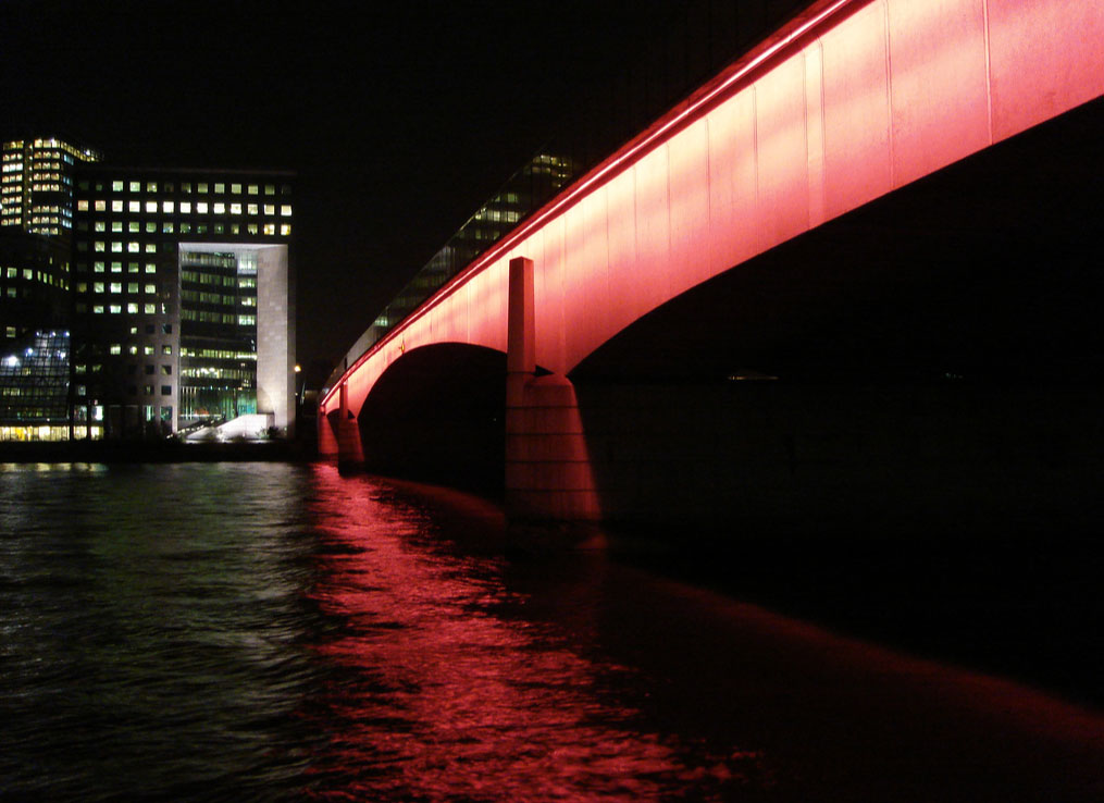 Pont de Londres éclairé
